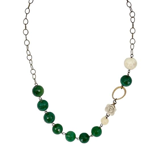 NECKLACE Hand Crafted in Antique Gold & Green - Picture 2 of 8